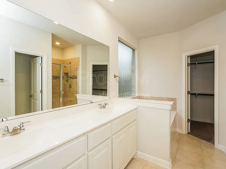 1016 Napier Way — Photo 11