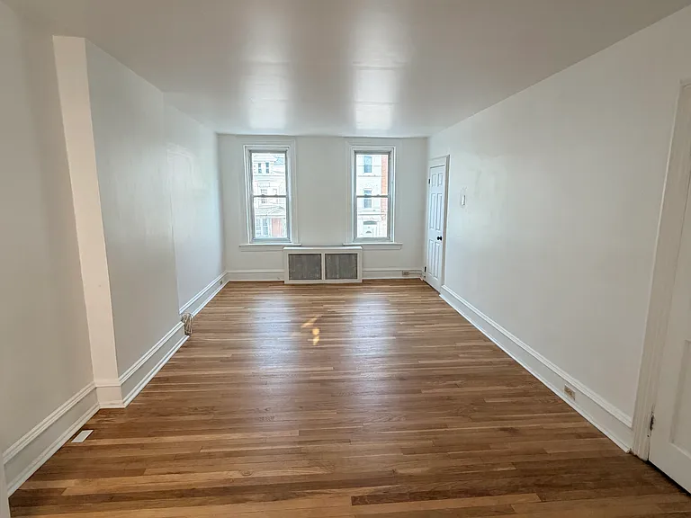 279 Spring St #2 — Photo 2