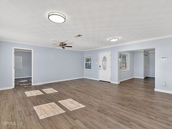 5th image of 228 SE 66TH Street
