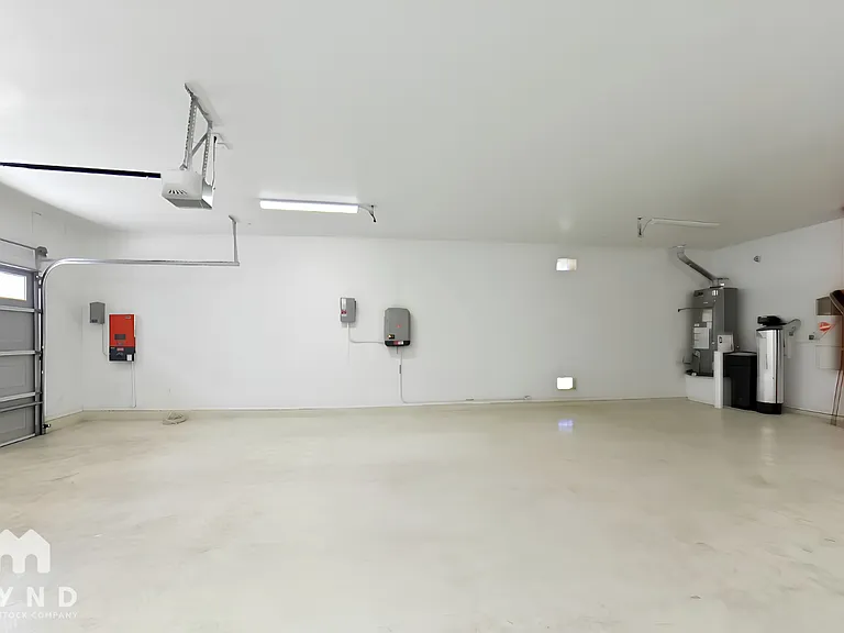 2433 W Horsetail Trl — Photo 38