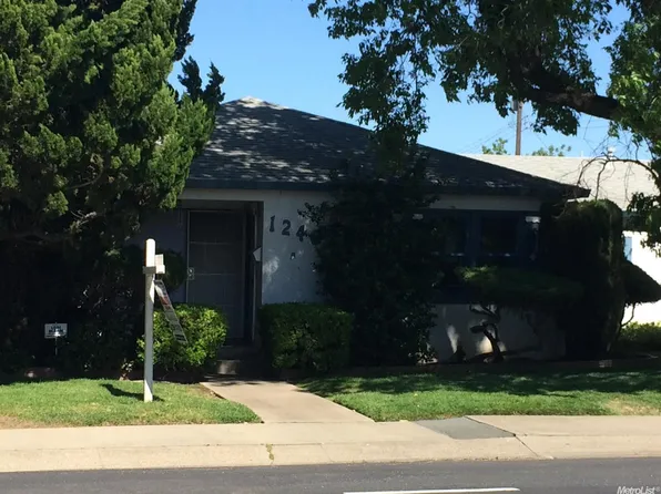 1240 S Crescent Ave, Lodi, CA 95240