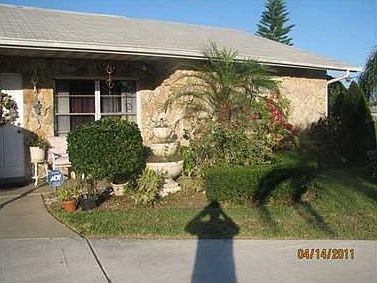 3rd image of 1955 SE Airoso Blvd