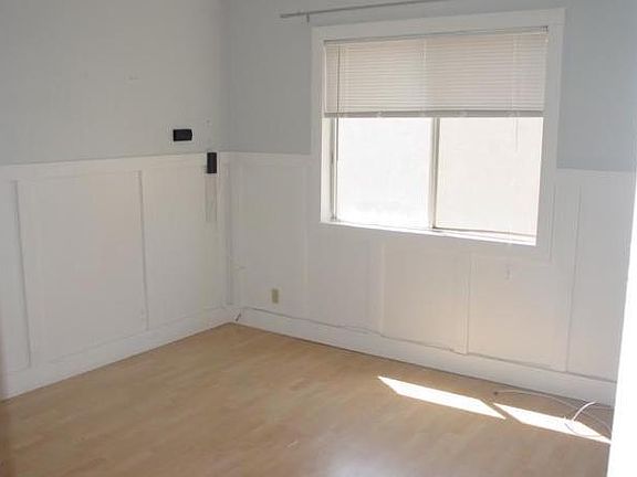 2nd image of 14689 Moon Crest Ln Unit E