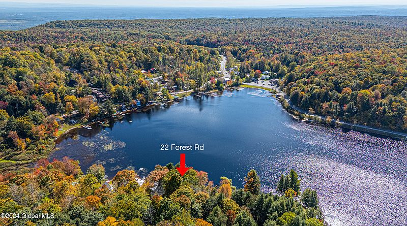 3rd image of 22 Forest Road