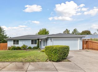 2533 Paloma Ave, Medford, OR 97504