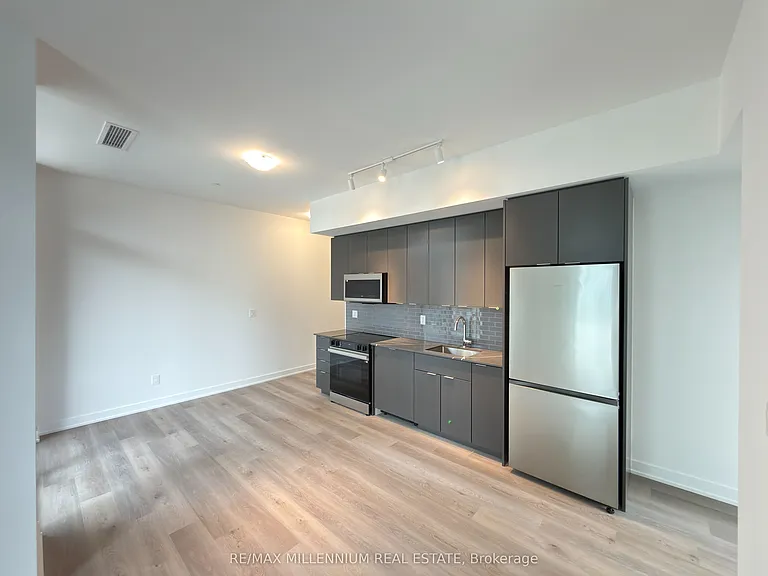 2075 Lakeshore Rd S #415 — Photo 19