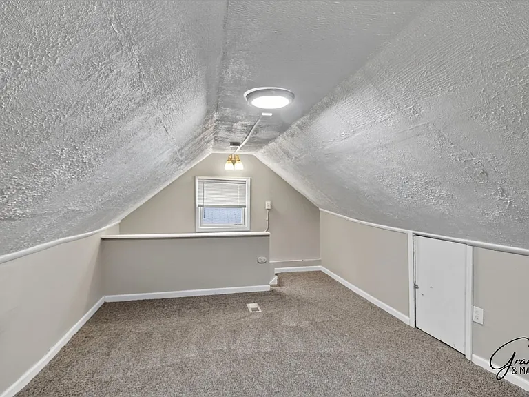 14340 Hendricks Ave — Photo 16