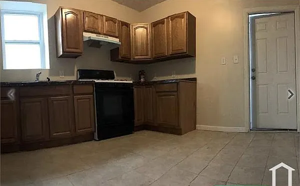 28 Sherman Ave #1 — Photo 11