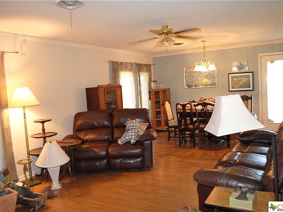 4th image of 3406 Oakdale Dr
