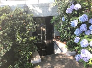 2218A Cathedral Ave NW #A, Washington, DC 20008