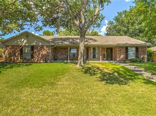 1404 Cambridge St, Mansfield, TX 76063