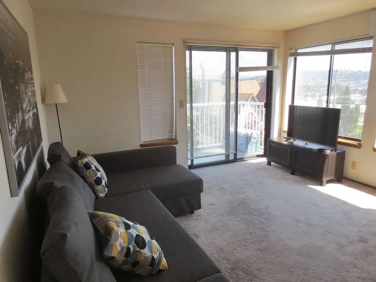 4011 Whitman Ave N — Photo 2