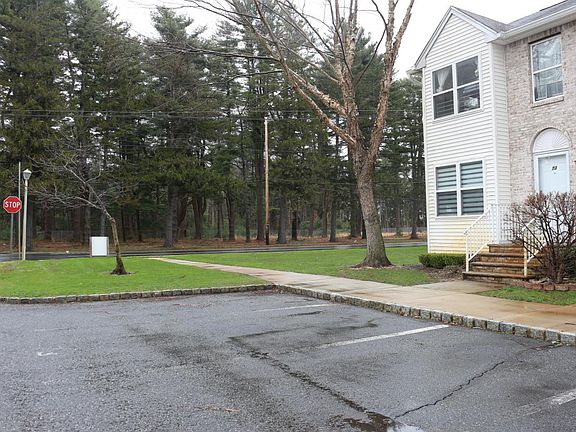 4th image of 73 Waterview Dr