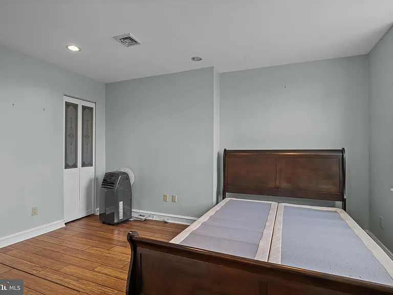 2135 Walnut St #1202 — Photo 21