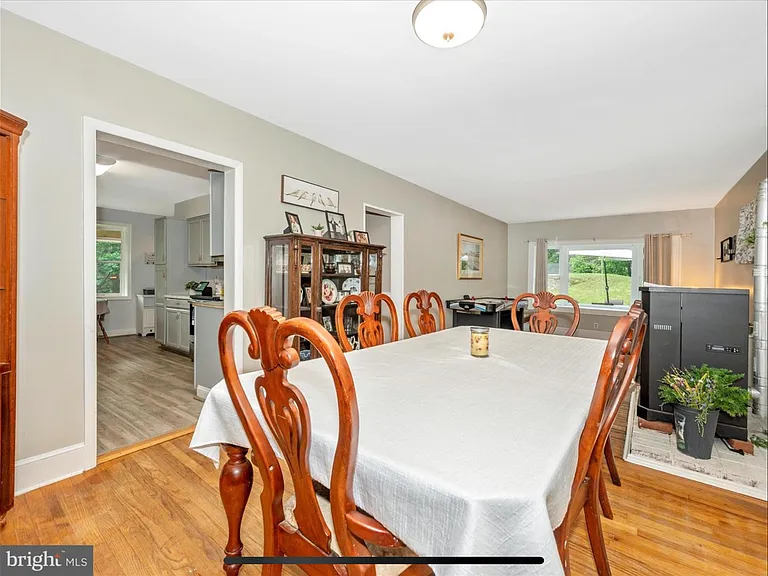 16960 Taylors Landing Rd — Photo 4