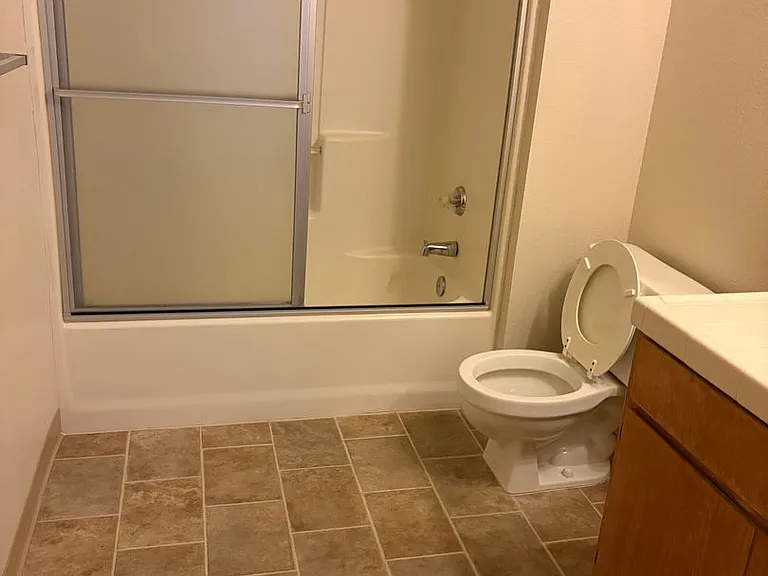 102 E Manzanita Dr — Photo 12