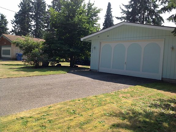 2nd image of 17225 SE 261st St