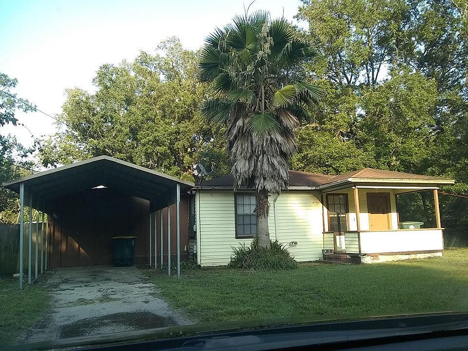 1st image of 9787 Macarthur Ct N