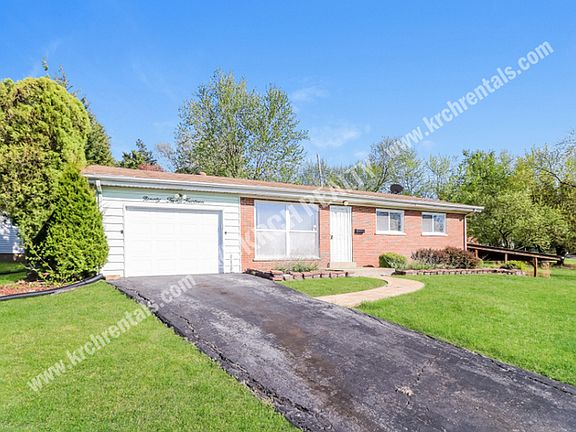 3rd image of 9514 Marveline Dr