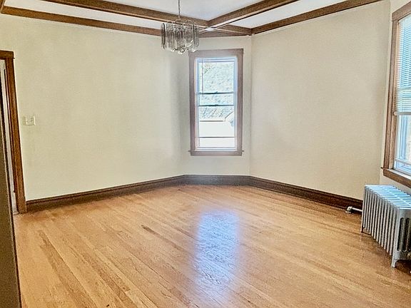 5th image of 3741 W Wrightwood Ave #2