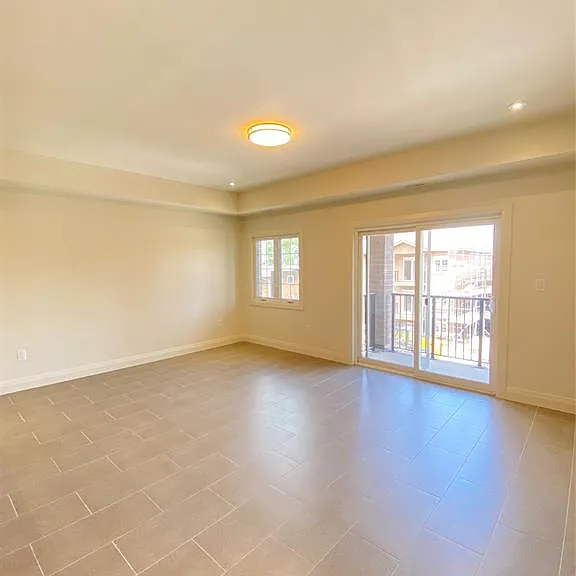 233 Watson Ave #305 — Photo 4
