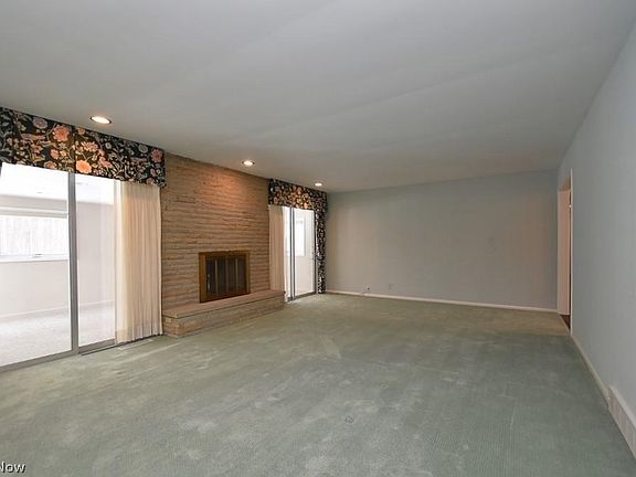 5th image of 2550 Windy Hill Dr