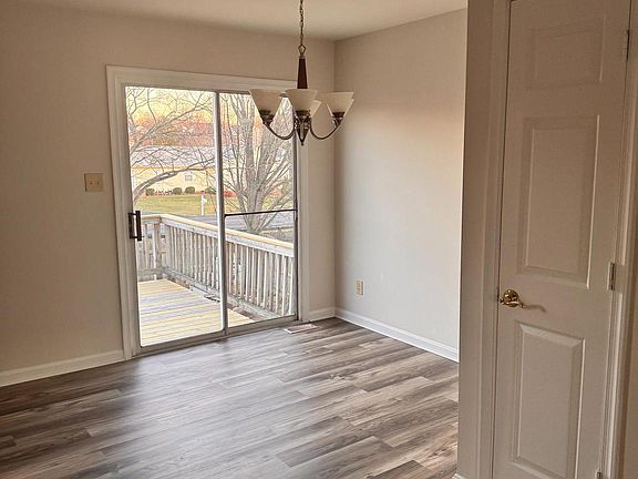 4th image of 105 Abby Ln