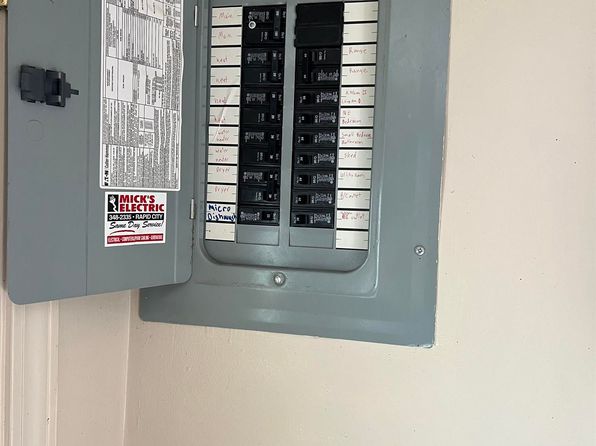 rapid-city-south-dakota-218870142 picture