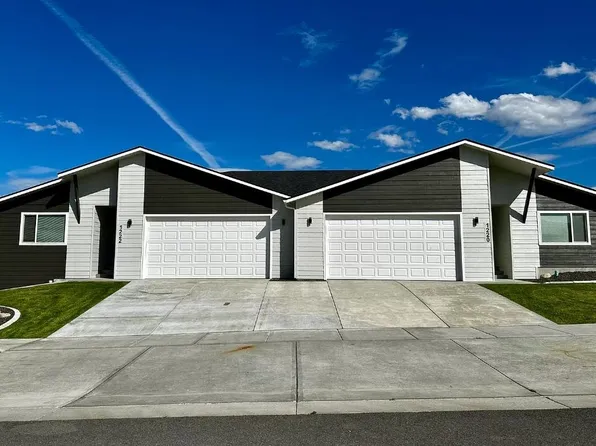 1220 N Coach Dr, Greenacres, WA 99016