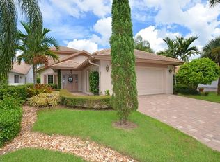 214 Edgemere Way S, Naples, FL 34105