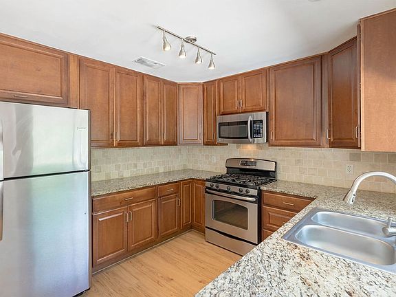 3rd image of 12147 Orchid Blossom St