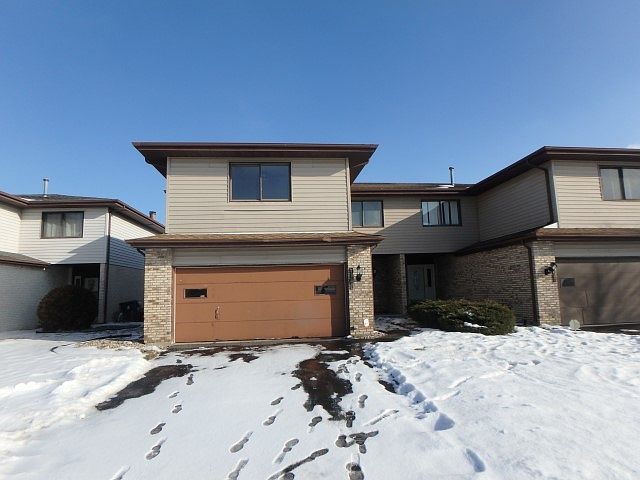 1st image of 19623 Lake Shore Dr #0