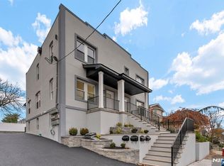 743 Kingsland Ave, Ridgefield, NJ 07657