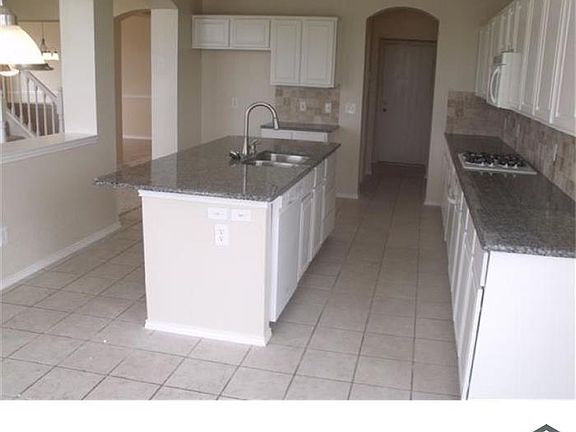 4th image of 6315 Hillview Ln