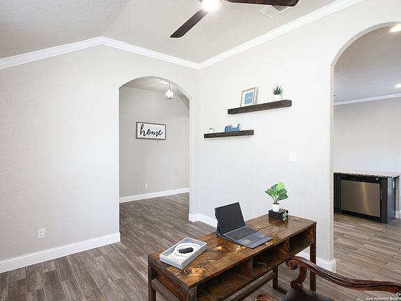 4th image of 8526 FESS PARKER DR