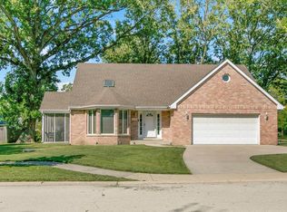 709 Hiawatha Dr, Minooka, IL