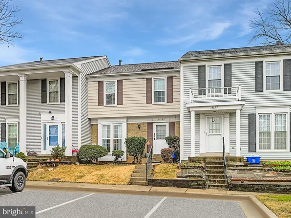 13229 Country Ridge Dr, Germantown, MD 20874