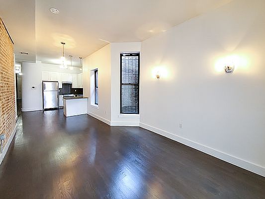 4th image of 60 New York Ave APT 1R