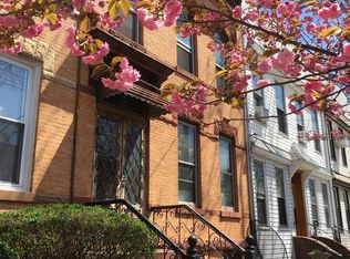 7437 64th Pl, Glendale, NY 11385