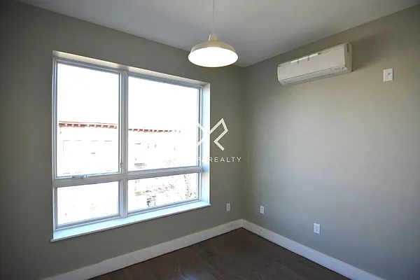 Rented by Yaffa Realty LLC | media 46