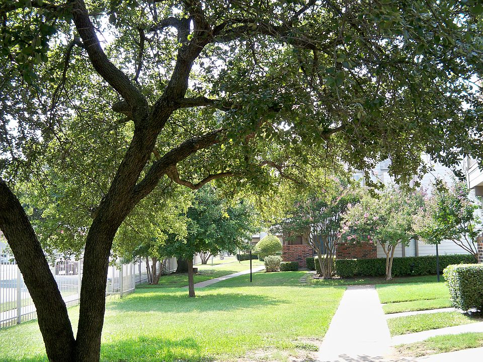 2nd image of 3101 Sondra Dr APT 106