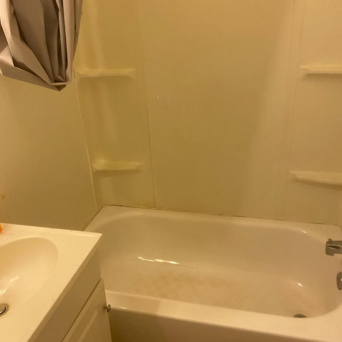 3 bed, 3.0 bath, 1104 sqft, $1,950 — Photo 4