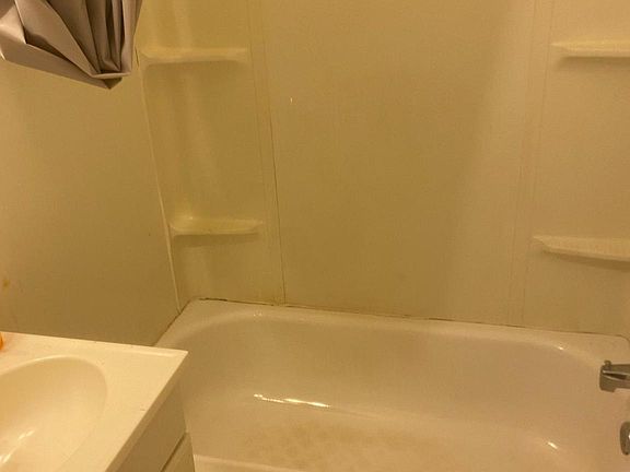 4th image of 4206 Audrey Ave