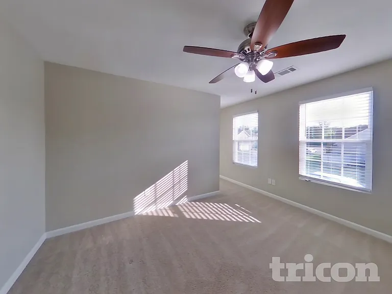 4065 Alicia Ln — Photo 13