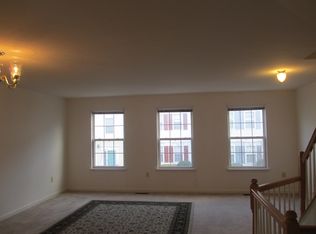 22945 Fleet Ter, Sterling, VA 20166