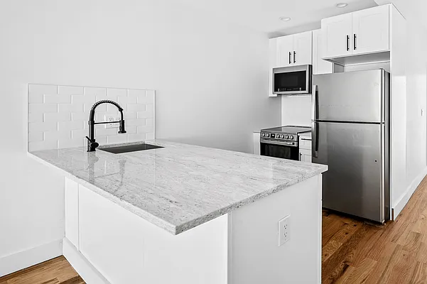 Rented by Compass | media 11