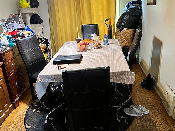3rd image of 144 Park St