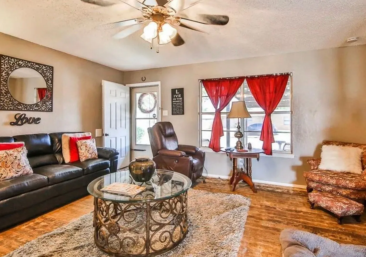 2 bedroom 1 bathroom house in Wolfforth! — Photo 4