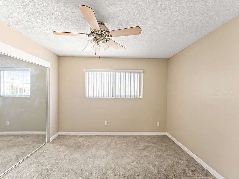 McFadden Apartments — Photo 11
