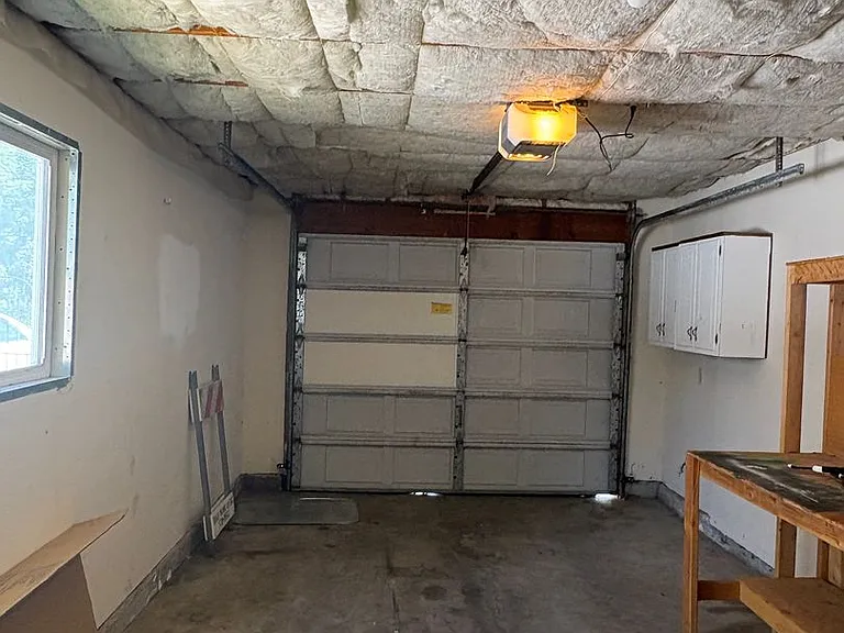 2109 S Illinois Ave — Photo 18